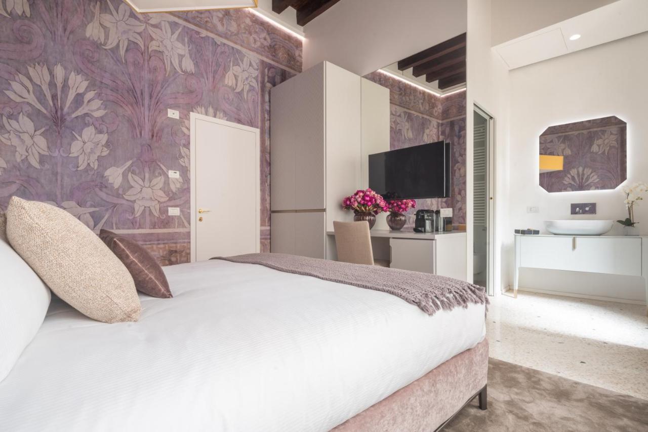 Ninfea Luxury Suites Венеція Екстер'єр фото