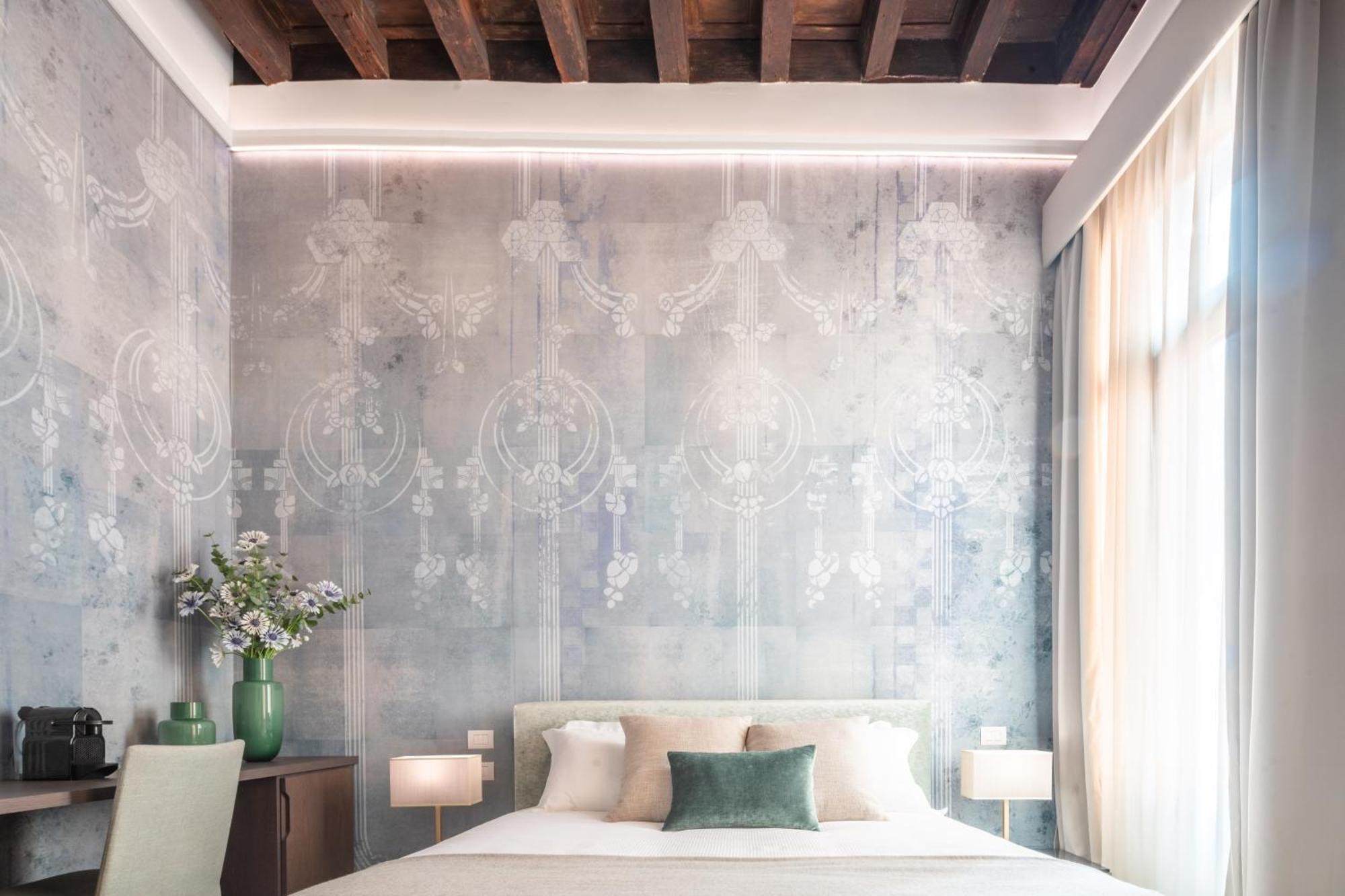 Ninfea Luxury Suites Венеція Номер фото